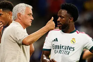 "رب ضارة نافعة".. هل يمنح إيقاف فينيسيوس قبلة الحياة لـ "مدريد مورينيو"؟ (تحليل) 15 أكتوبر 2026